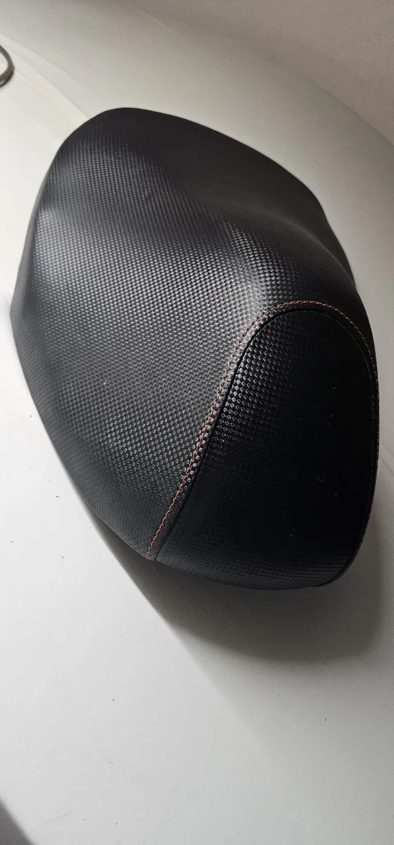 Asiento MBK Nitro / Yamaha Aerox